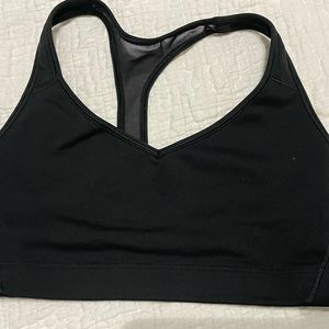 Victorias Secret Sport Bras - black - Size medium - thick material